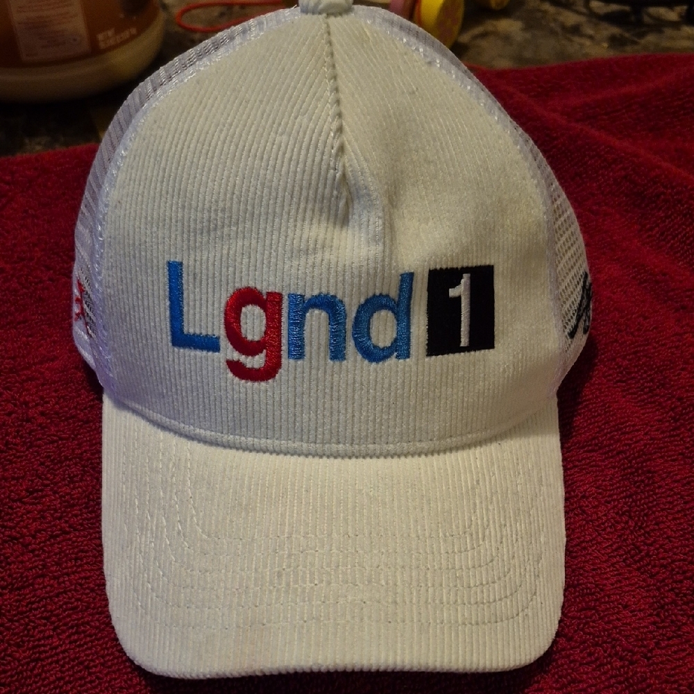White Mesh Cap